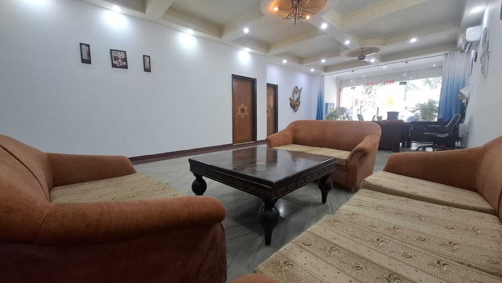 Taj homes - A Unit of Sahni's Villa