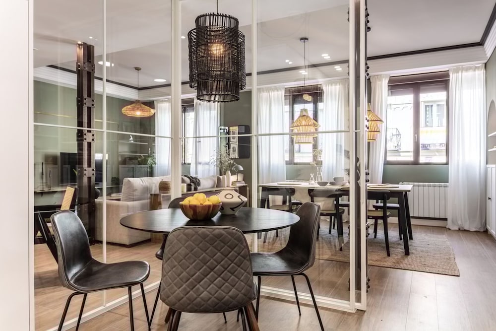 Lisala - 2 Bedrooms in Trafalgar