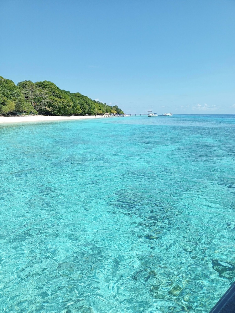 Mabul's Only Private Over-water House Rental