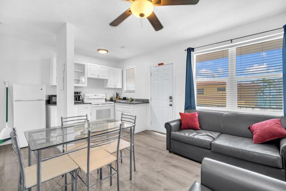 2 Apartments in 1 for Double the Fun