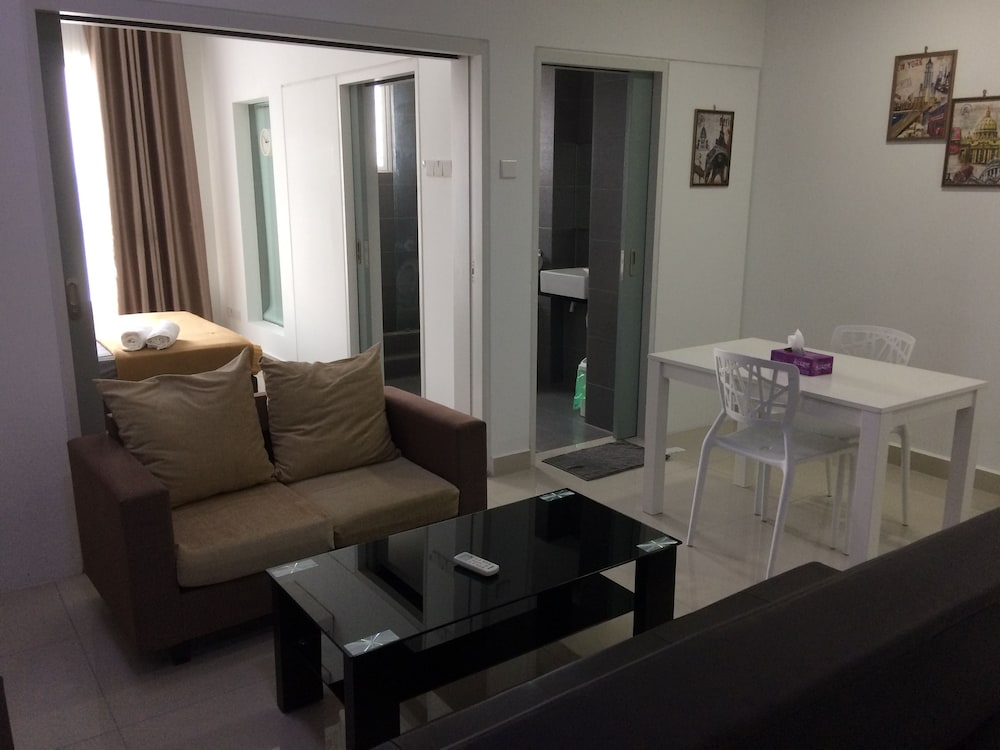 City Living with Panoramic Sea Views at Danga Bay