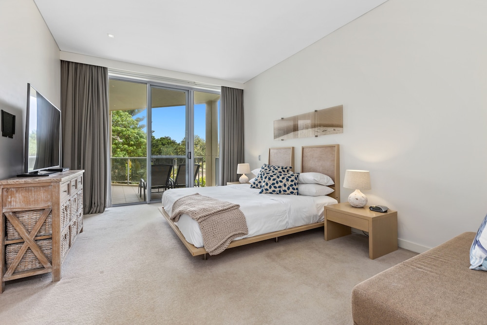 Luxury Apartments on Bells Boulevard