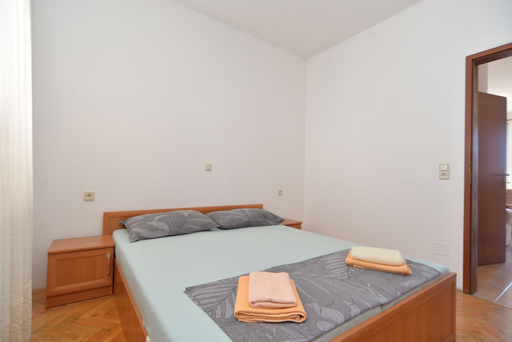 Apartments 2224