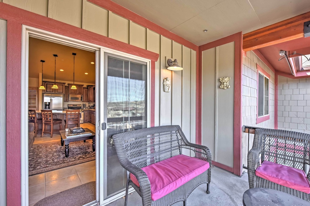 Airy Bear Hollow Condo: 5 Mi to Park City Mountain view 2