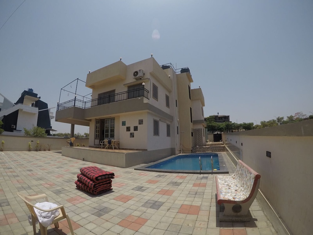 Vue Villa view 4