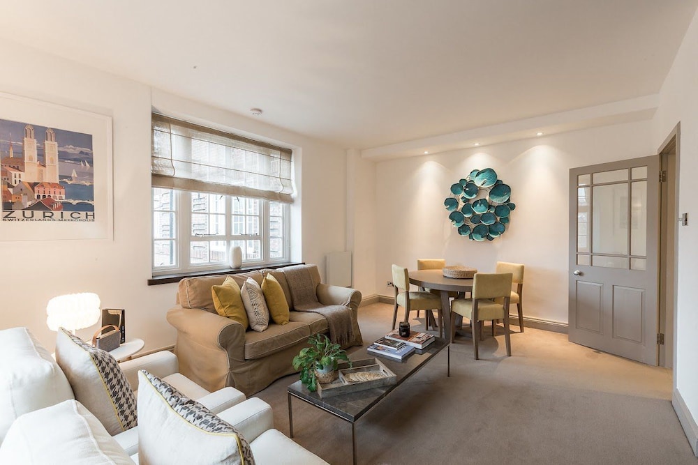 Luxury 2 Bed Chelsea Knightsbridge Horizon