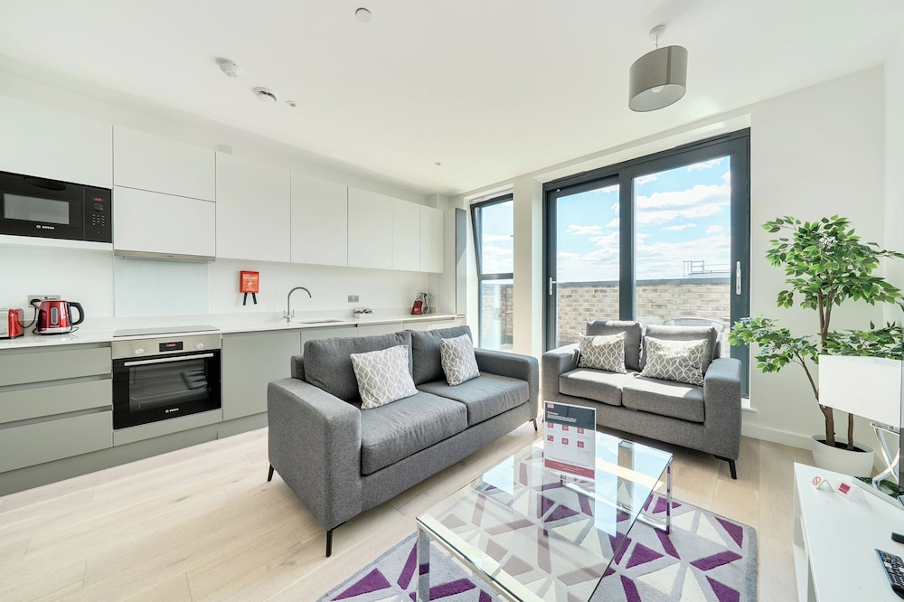 Roomspace Apartments -Caroline Street