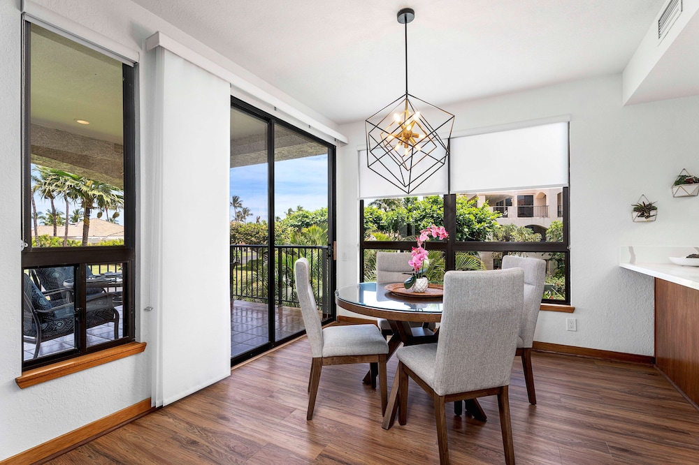 Newly Renovated - Gorgeous Condo & Location - Vrkcv