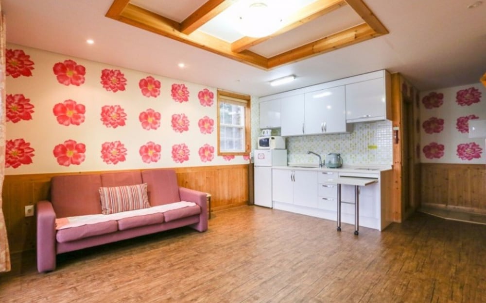 Taean Healing Beach Pension view 3