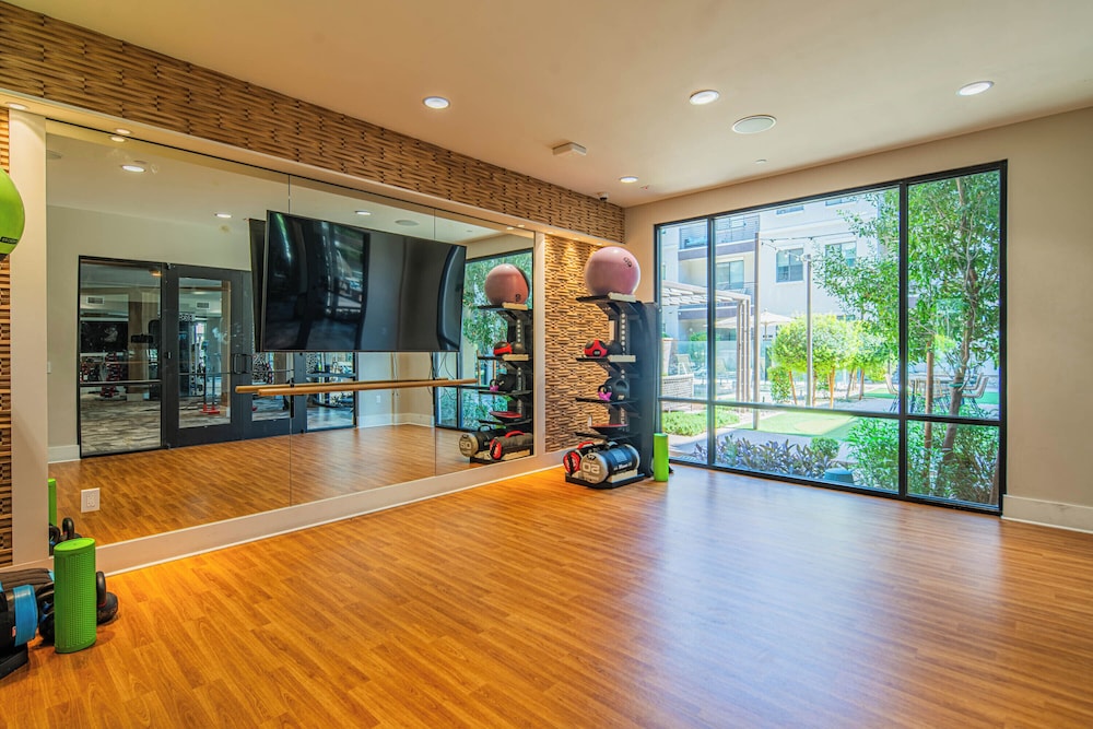 ROVE LIVING/KL - Alta North Central