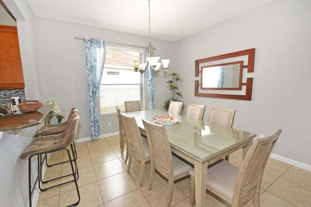 Ohana Haven 5 Bedroom Home