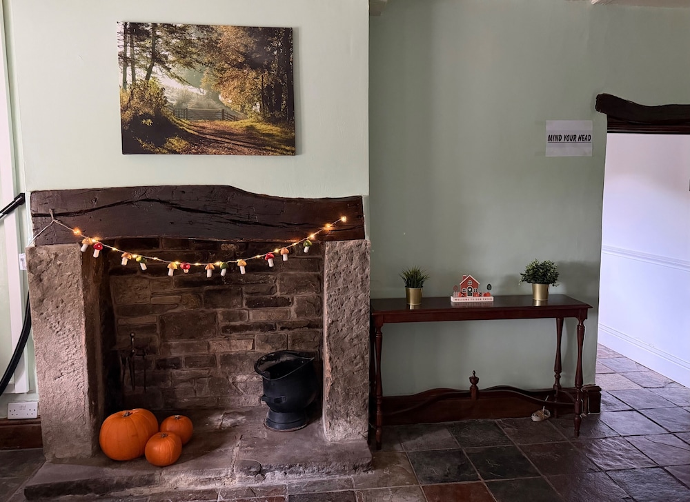 Grange Cottage Retreat in Bolton