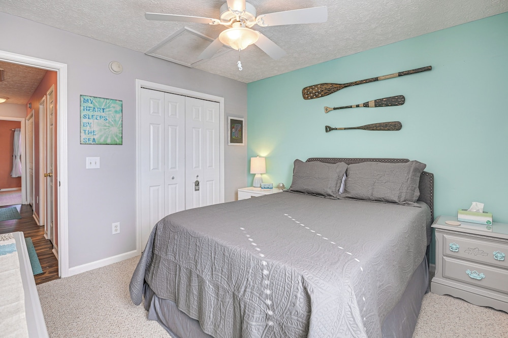 Patio, Yard & Lake Views: Home in Myrtle Beach!