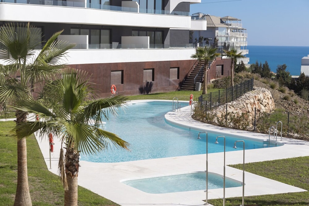 Horizon Top Floor Apartment Higueron
