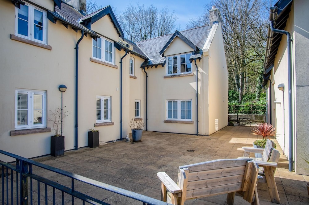 29 Rhodewood House - 2 Bedroom - Saundersfoot