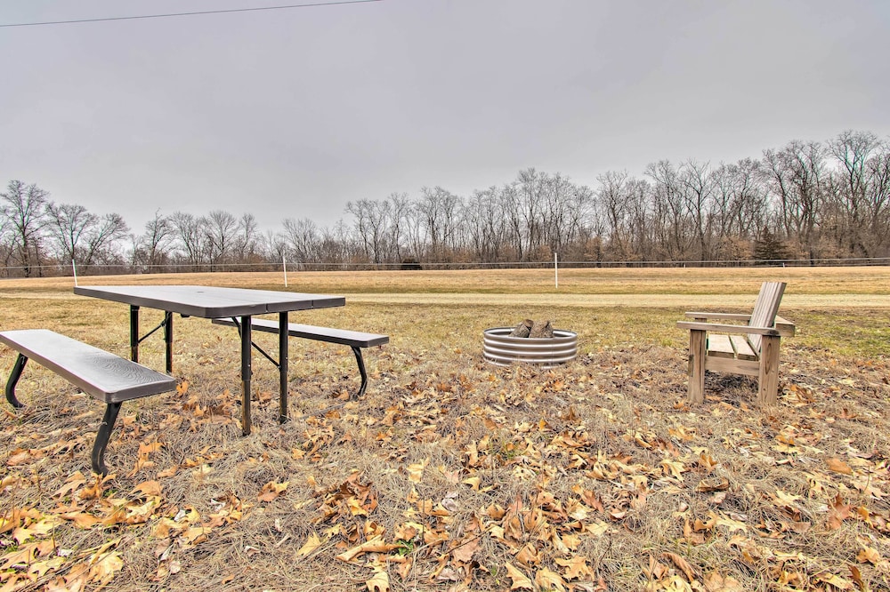 Peaceful Missouri Cabin Rental on 55 Acres!