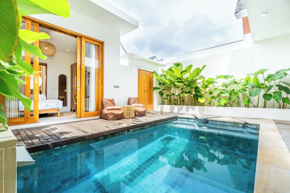 Sunset Village - Villas Complex
