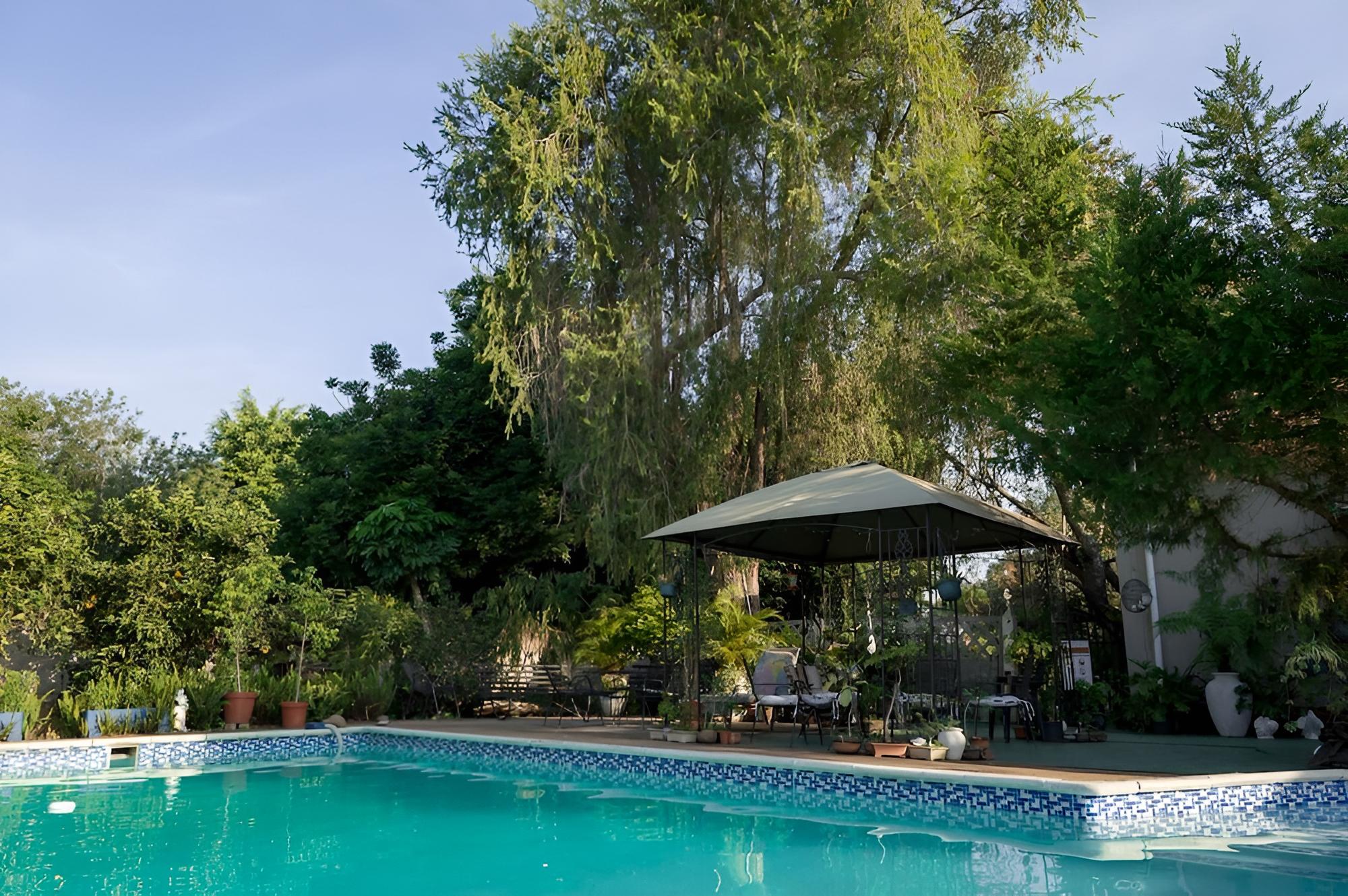 Jean Lee Bed & Breakfast