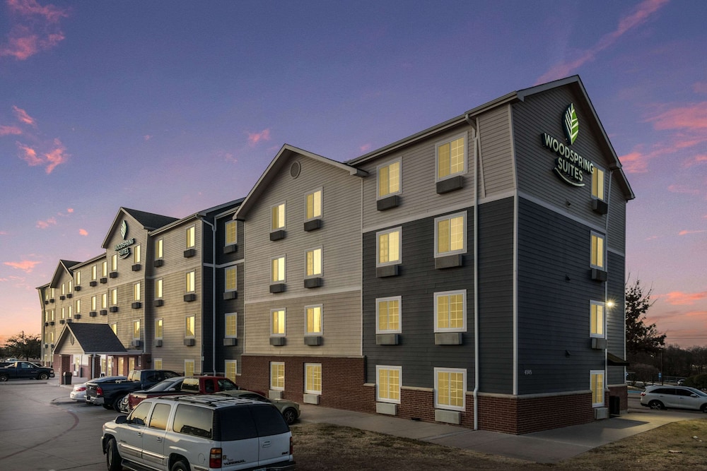 WoodSpring Suites Denton