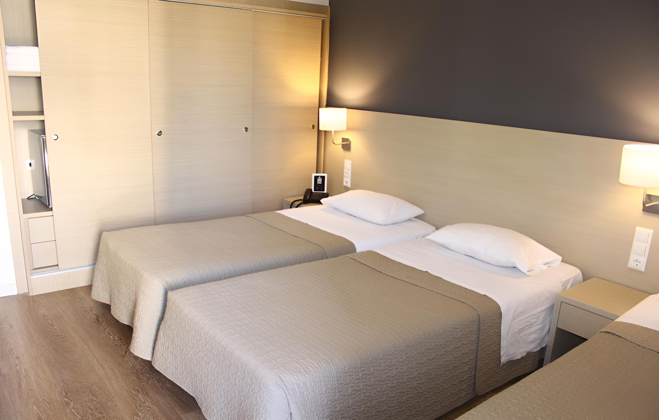 Dionissos Hotel