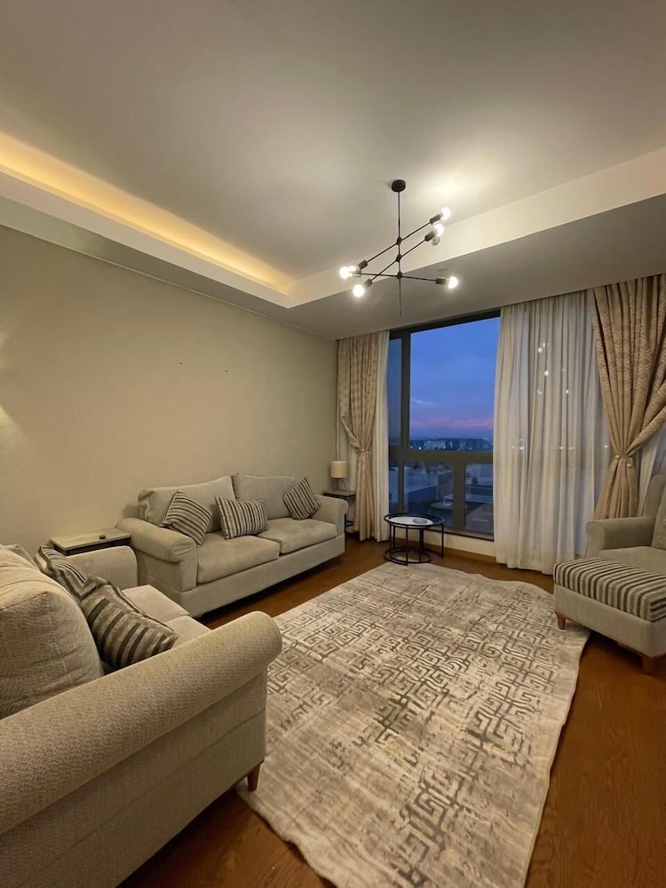 2BR Fully Serviced Apt. in AeonTowers