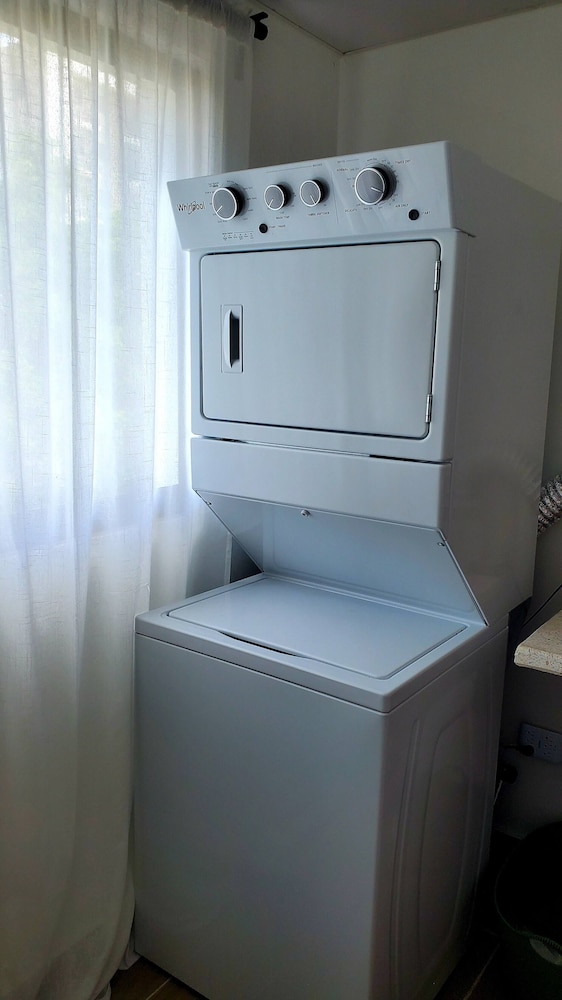 2 Bedrooms, 2 Bathrooms, AC, Wifi, Pool, Gym, No Blackouts, Santiago