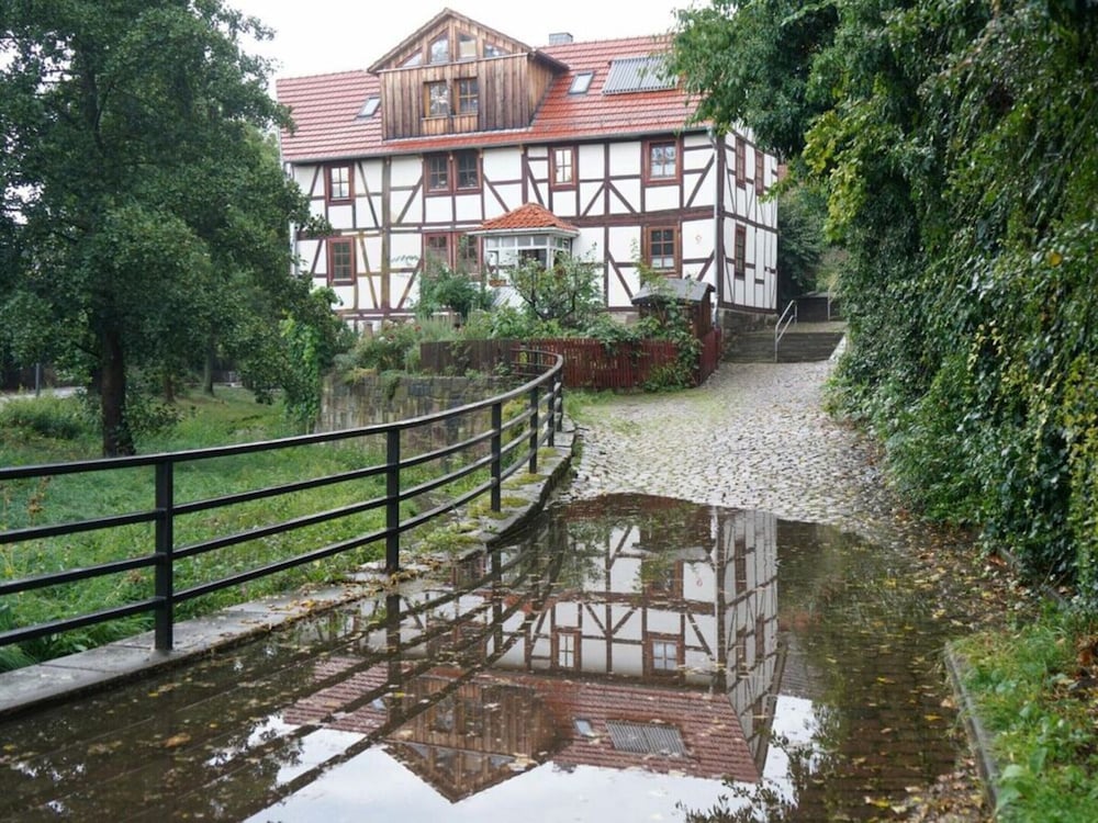 Engemann Modern Retreat