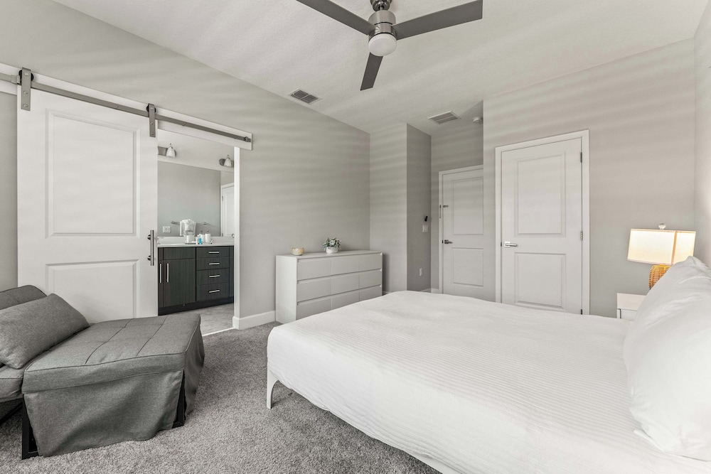 Chic Villa Domani Retreat 9ppl