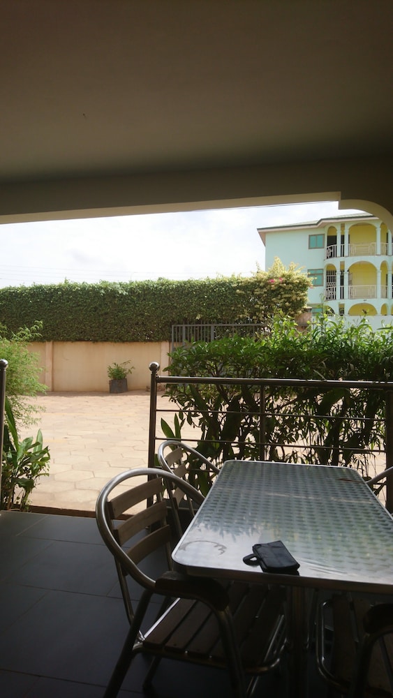 The Golden Apple Guest House