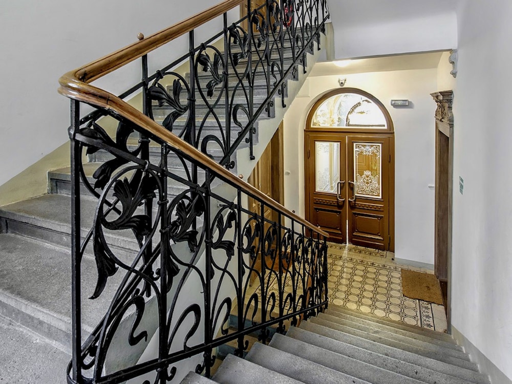 Residence Dobrovskeho 30