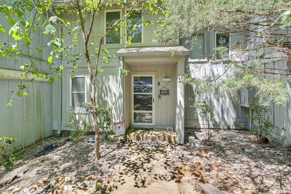 Walk to Lake Desoto: Home w/ Hot Tub Access!