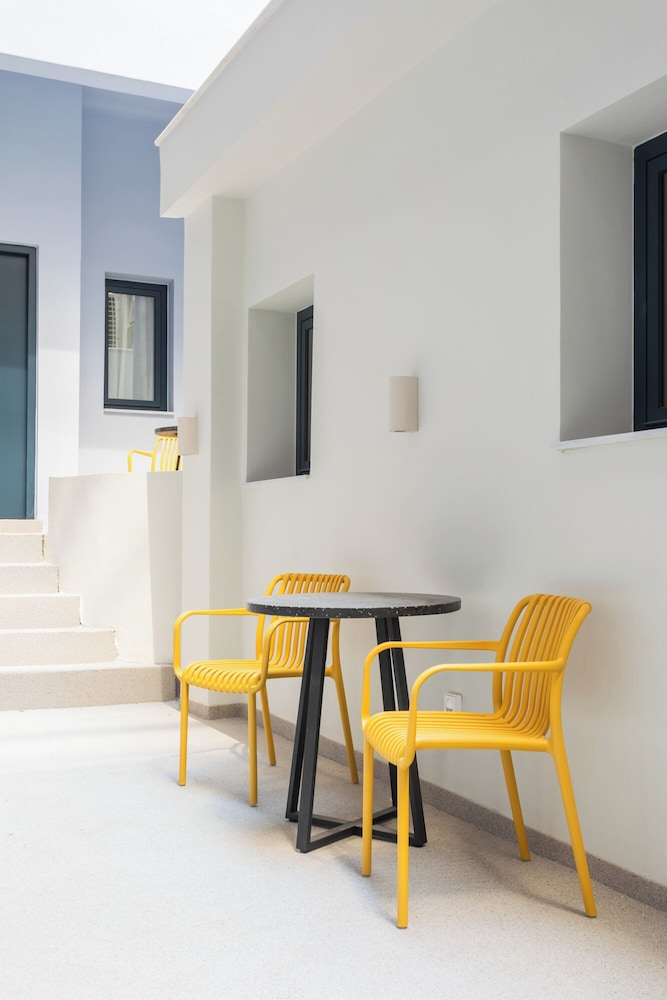 MIXT by Zoia Living