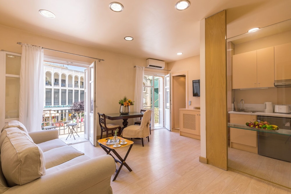 Annunziata Studio by Konnect, Corfu Old Town