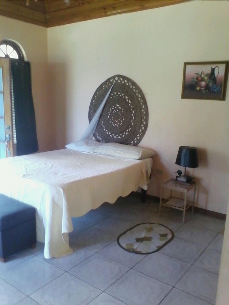 Dolphin Bay Yoga Guest House