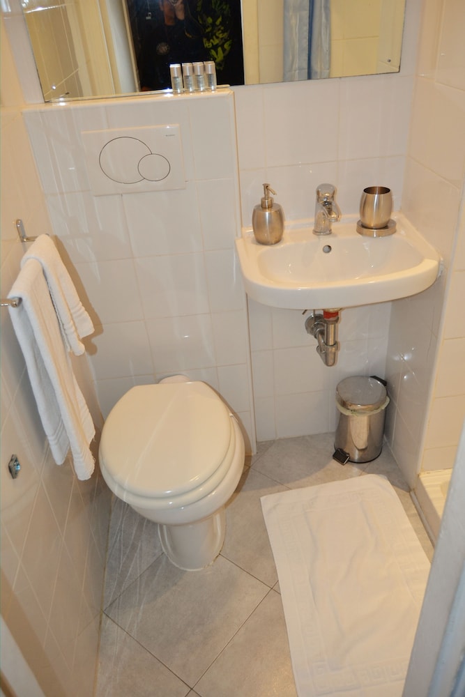 Hello Trastevere - Bed & Breakfast