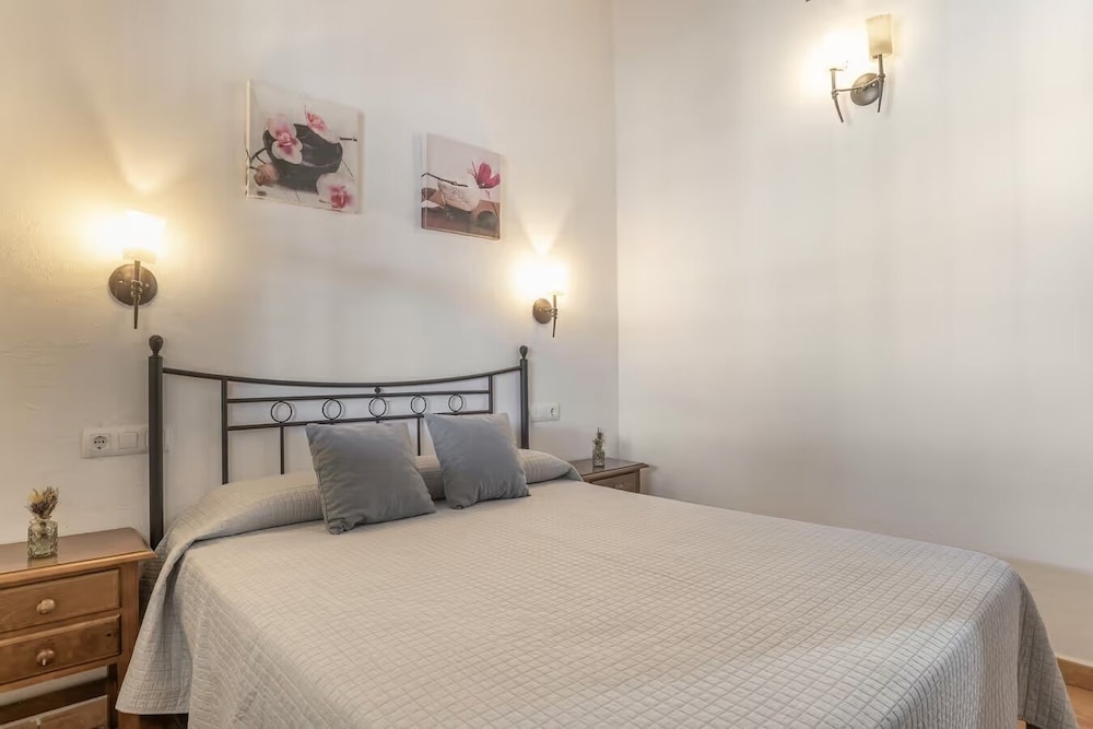 Casa con piscina compartida Conil de 5