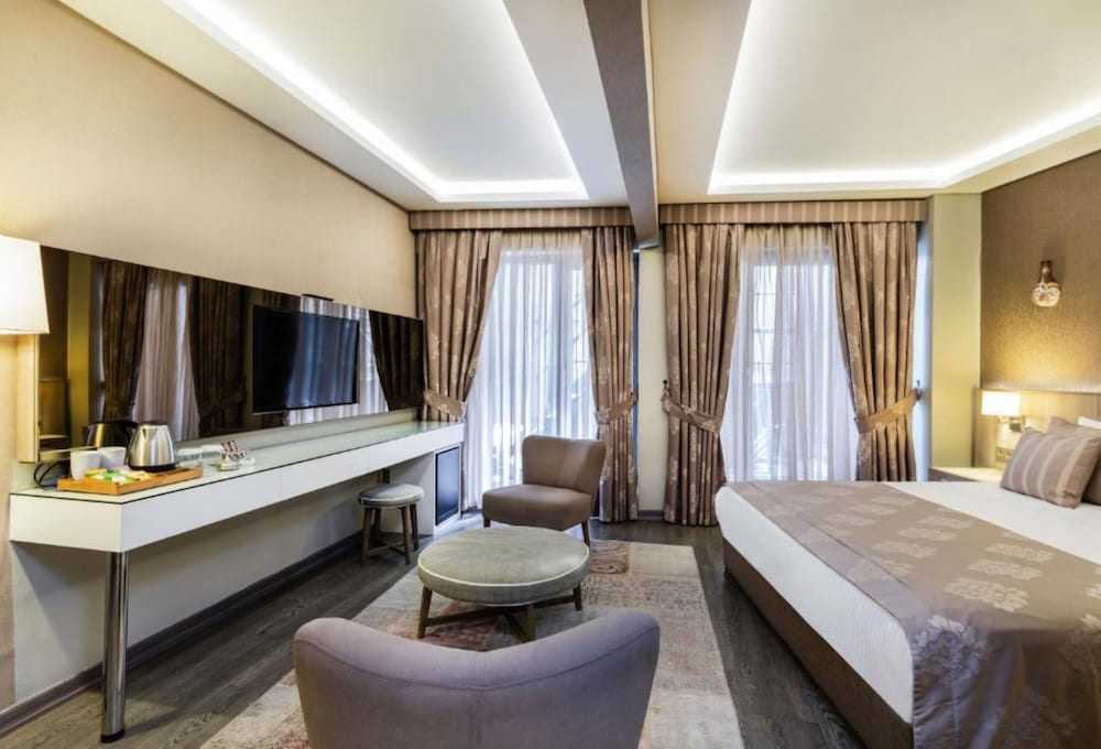 Ayramin Deluxe Hotel - Image 73