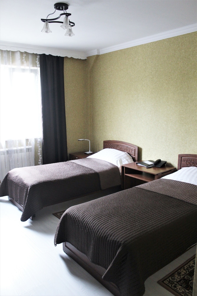 Hotel Vyrubovo - Hotel
