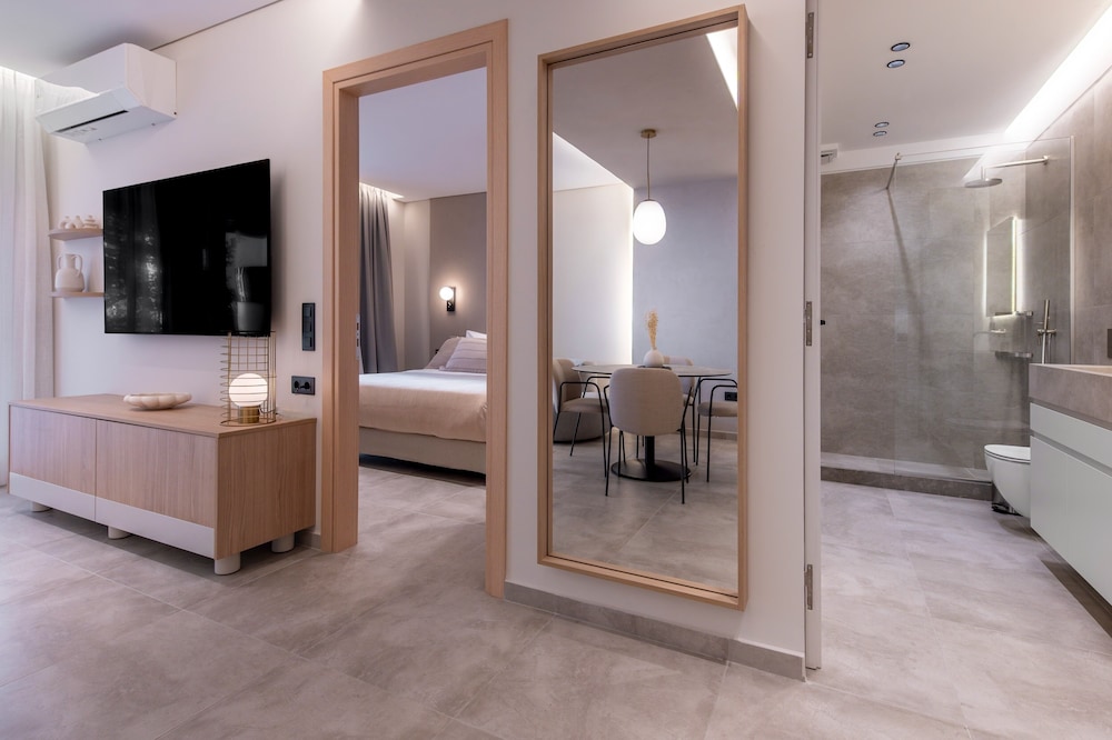 Phaedrus Living: Athens Luxury Residences Champagne