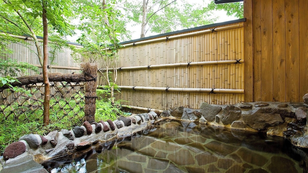 Hakusui Onsen Takenokura Sansou
