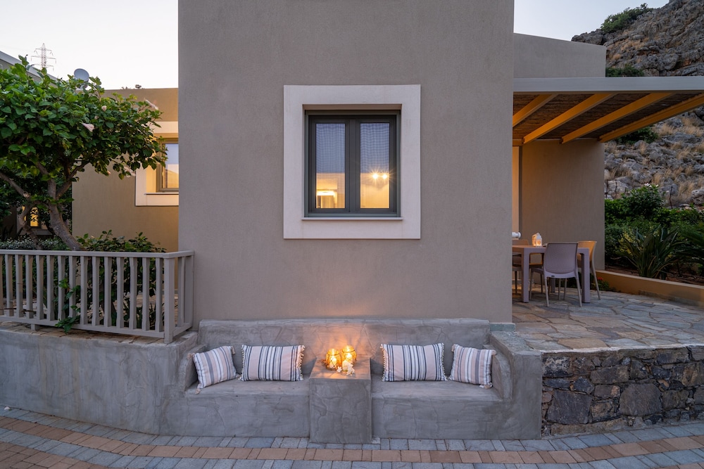 Blue View Villas