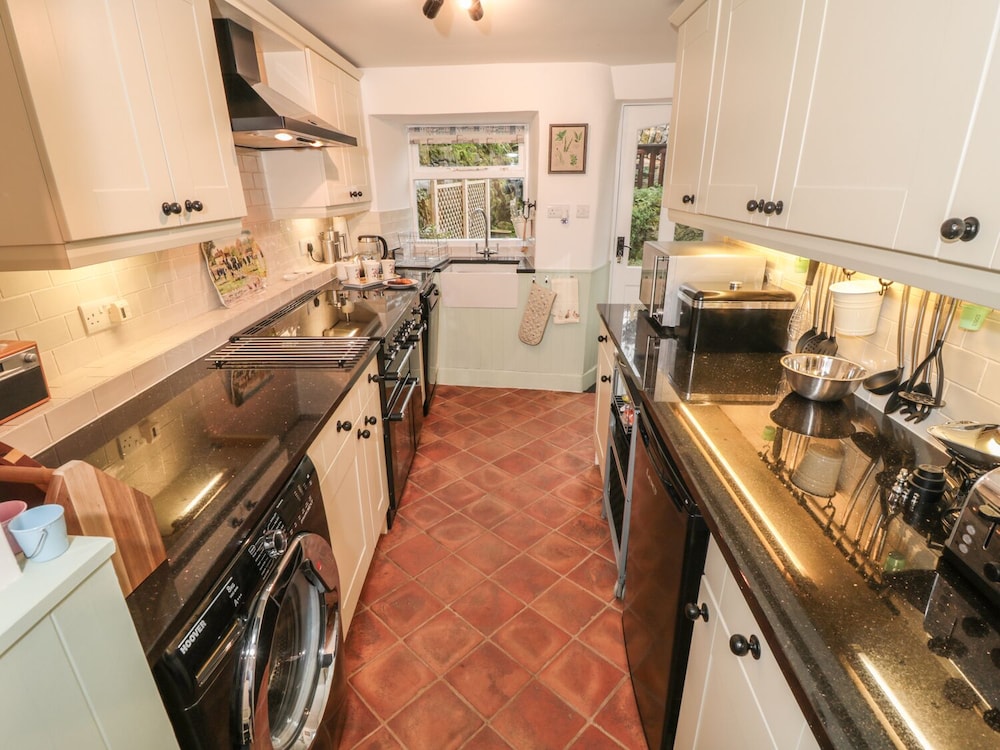 Sundial Cottage