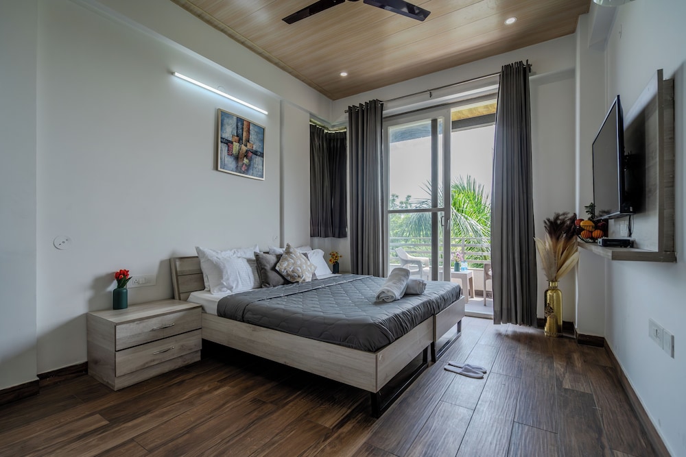 Stay Studio Hotel & Residences