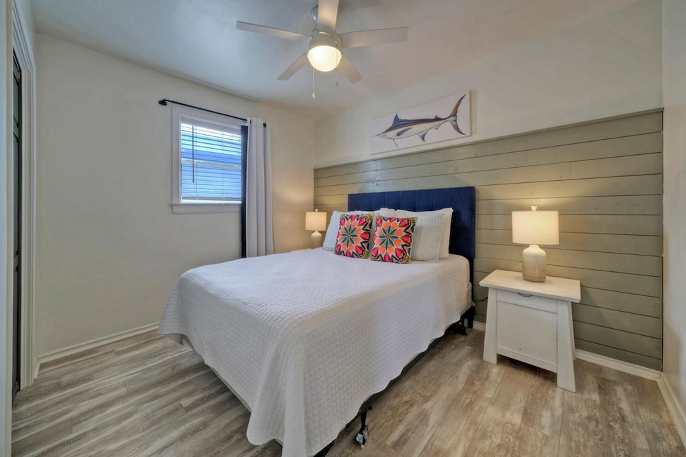 Kenna s Kabana by Avantstay 2 Blocks to Beach