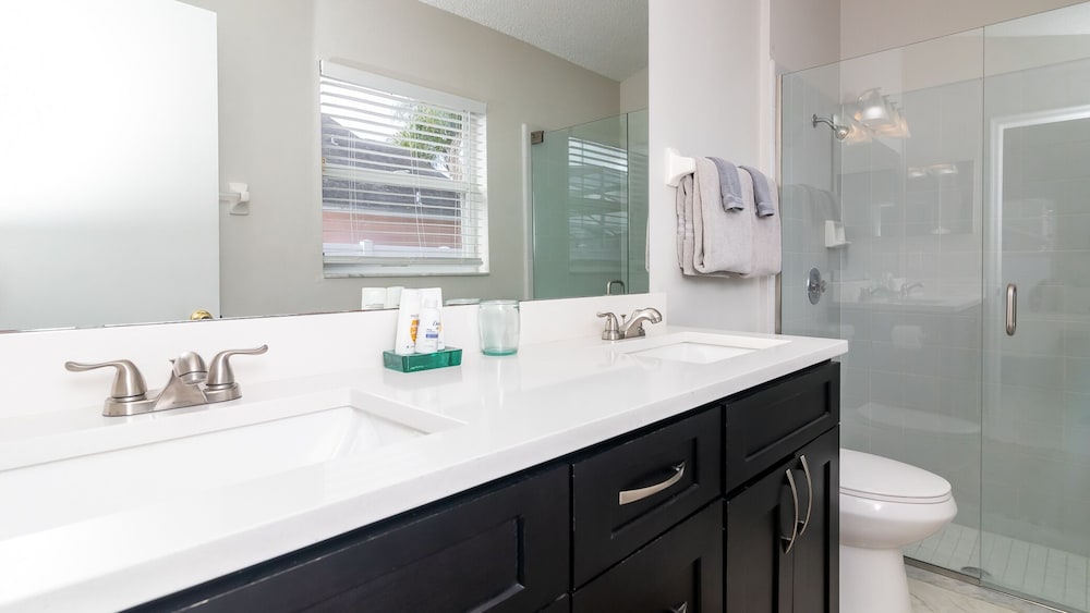 Cozy on Cavendish Themed Bedrooms - Image 2