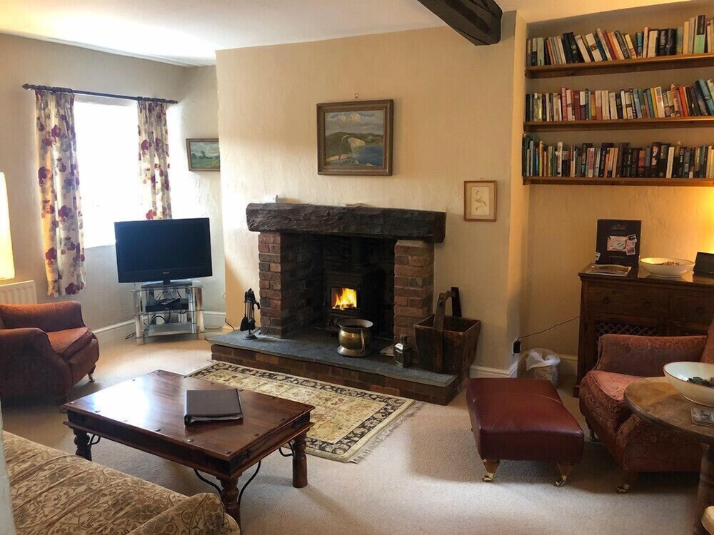 White Lion Cottage