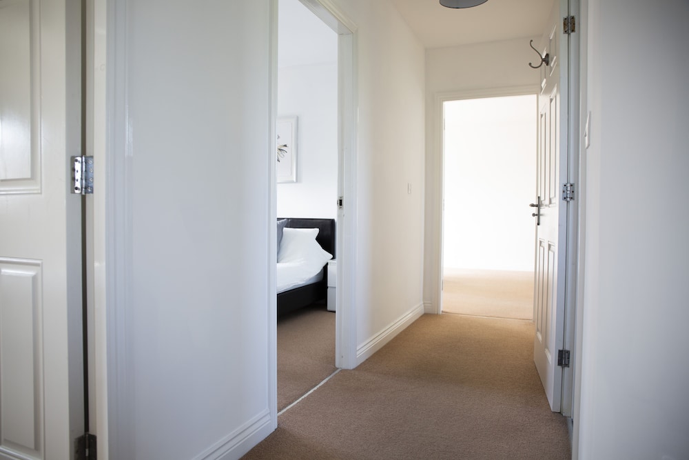 Superb Apartment in Stratford Upon Avon With Free Parking & Wi-fi view 2