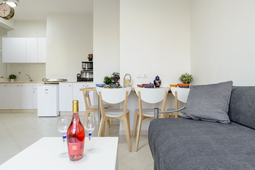 Sea Suites Apartments