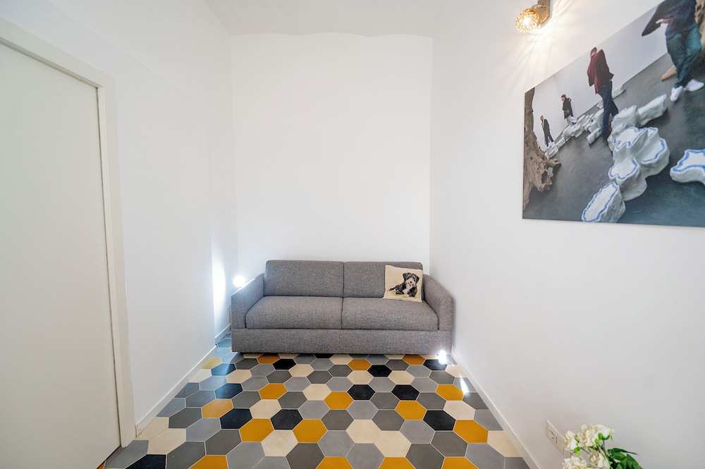 San Lorenzo Apartments
