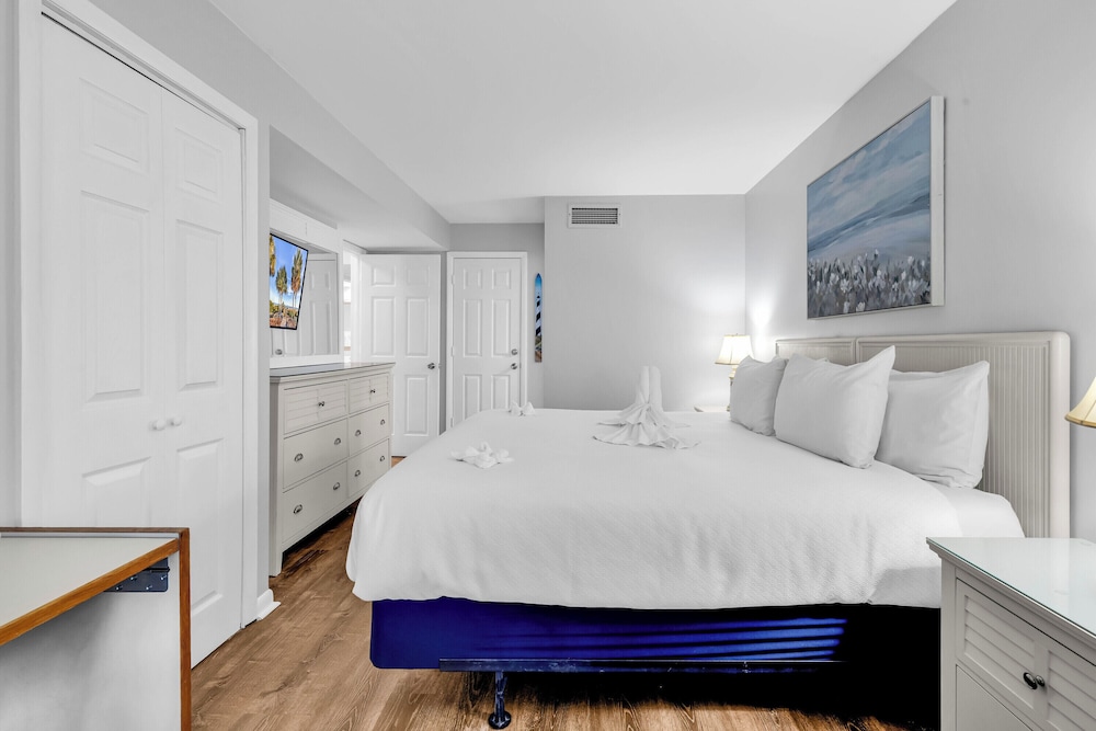 3 BR Palms Resort Oceanfront